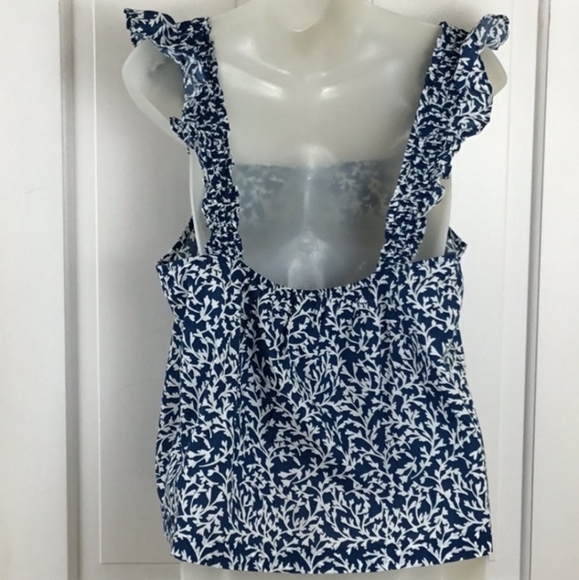 🆕️ J Crew Blue & White Top with Smocked Elastic Ruffle Straps. NWT - Picture 6 of 11